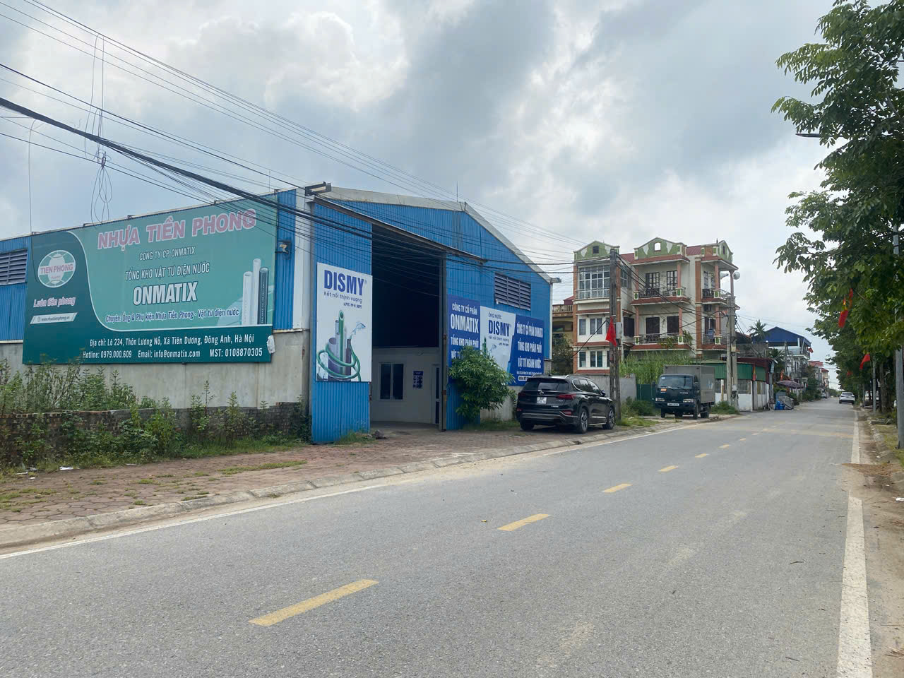 ĐẤT BÌA LÀNG, XE CONTAINER TRÁNH, VỈA HÈ RỘNG, VỊ TRÍ KINH DOANH. 120M2. GIÁ 10.8 TỶ