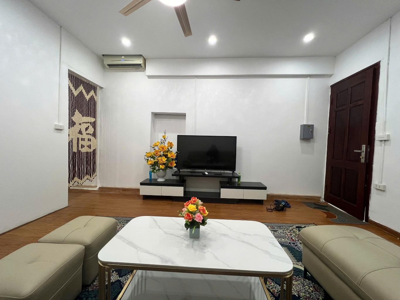 Chỉ với 3 tỷ có ngay nhà đủ công năng, ngay mặt phố Bạch Mai