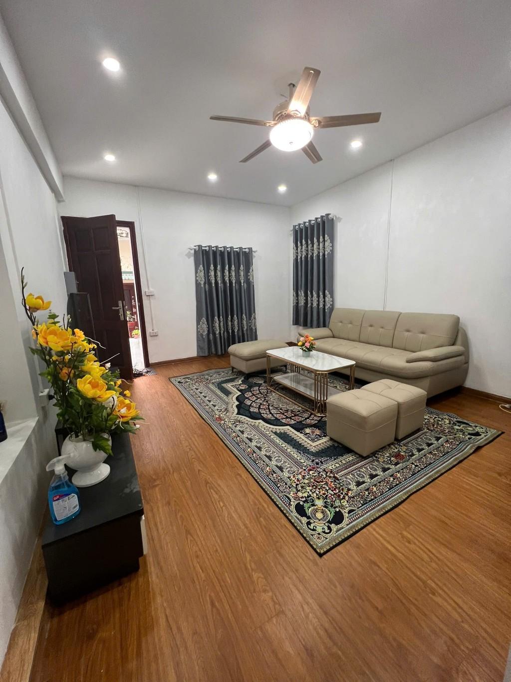 Chỉ với 3 tỷ có ngay nhà đủ công năng, ngay mặt phố Bạch Mai