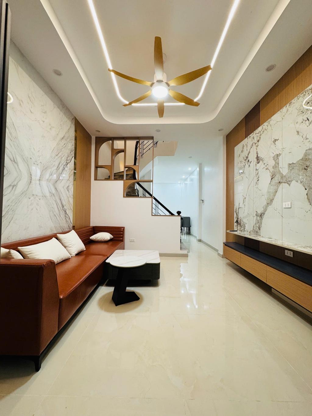 NHÀ ĐẸP 40M - 4 TẦNG PHÂN LÔ BỘ CÔNG AN - Ô TÔ QUA NHÀ - PHỐ BÙI XƯƠNG TRẠCH THANH XUÂN