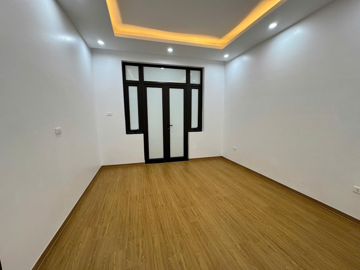 NHÀ ĐẸP 40M - 4 TẦNG PHÂN LÔ BỘ CÔNG AN - OTO QUA NHÀ - PHỐ BÙI XƯƠNG TRẠCH - THANH XUÂN