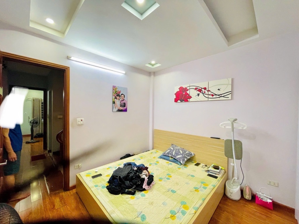 NHÀ PHỐ CẦU GIẤY THÔNG NGUYỄN KHANG - 30M RA Ô TÔ ĐỖ - NHÀ ĐẸP TK RỘNG RÃI FULL NỘI THẤT - BÁN NHANH 8.7 TỶ CÓ TL