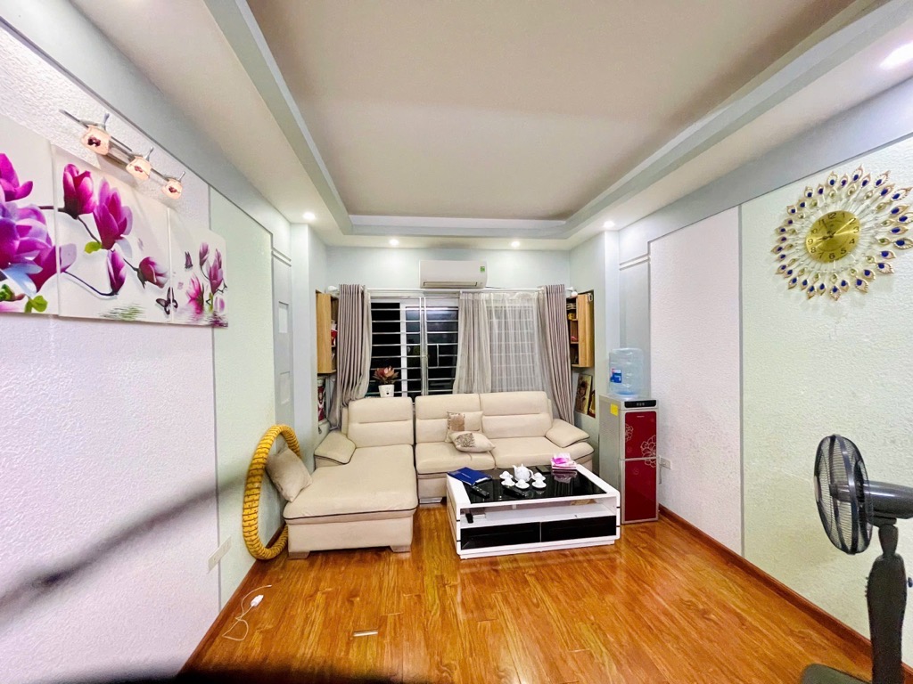 NHÀ PHỐ CẦU GIẤY THÔNG NGUYỄN KHANG - 30M RA Ô TÔ ĐỖ - NHÀ ĐẸP TK RỘNG RÃI FULL NỘI THẤT - BÁN NHANH 8.7 TỶ CÓ TL