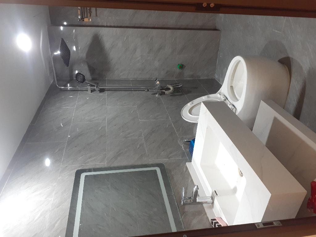 BÁN NHÀ NGÕ 79 DƯƠNG QUẢNG HÀM, 20M RA Ô TÔ ĐỖ, NỘI THẤT MỚI ĐẸP, 5 TẦNG 3 PHÒNG NGỦ RỘNG - BÁN NHANH 8.8 TỶ CÓ TL