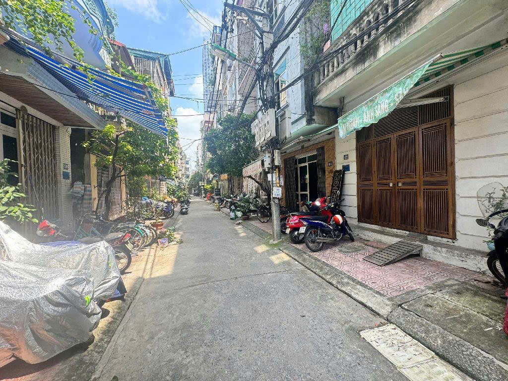 B.Á.N NHÀ HÀ ĐÔNG YẾT KIÊU - TIỆN ÍCH XUNG QUANH ĐẦY ĐỦ