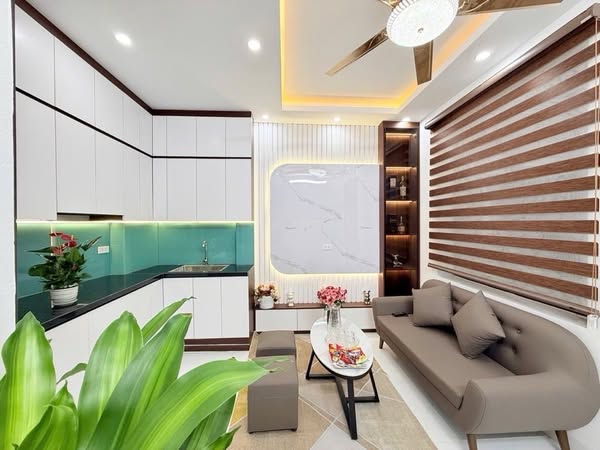 NHÀ ĐẸP DÂN XÂY, 3 BƯỚC RA PHỐ, VÀI BƯỚC RA Ô TÔ TRÁNH, 2 THOÁNG VĨNH VIỄN  FULL NỘI THẤT XỊN SÒ - ĐẲNG CẤP