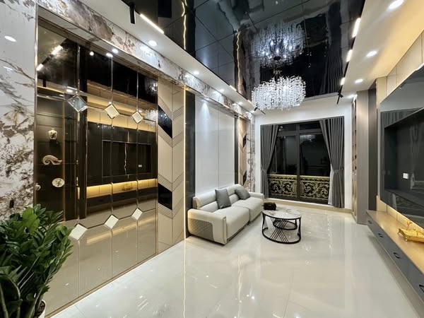 CỰC PHẨM, CỰC HIẾM, MẶT PHỐ, VỈA HÈ ĐÁ BÓNG, NỘI THẤT ĐỈNH CAO LURUXY