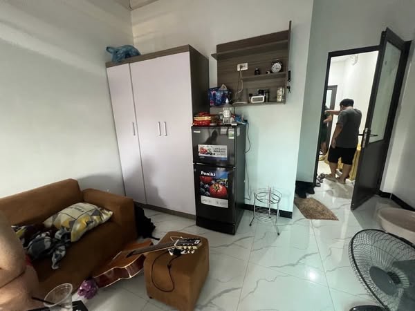 TOÀ NHÀ CĂN HỘ DỊCH VỤ, VỊ TRÍ ĐỈNH CAO, CÁCH MẶT PHỐ 80M, Ô TÔ CON ĐỖ CỬA