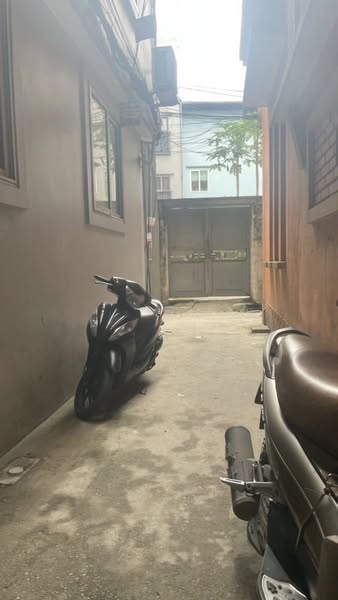 NHÀ ĐẸP MỚI TINH – TRUNG TÂM KIM GIANG – GẦN PHỐ - NGÕ THOÁNG - MẶT THOÁNG - HÀNG HIẾM