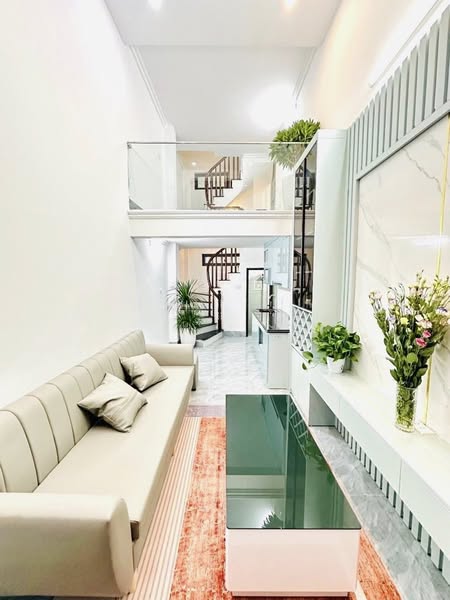 NHÀ NHỎ XINH TẦM GIÁ GẦN 5 TỶ Ở NGAY KHU ĐỊNH CÔNG HOÀNG MAI