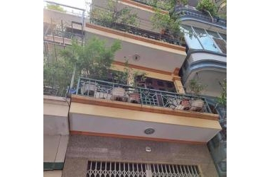 Bán gấp nhà trương định, kinh doanh, ô tô vào nhà, 38m2x3t, chỉ 3.25 tỷ.Lh 0976767455