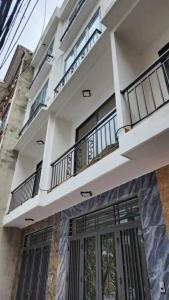 NHÀ MỚI, NGÕ RIÊNG BIỆT-NỞ HẬU TRƯỚC NHÀ, THOÁNG MÁT