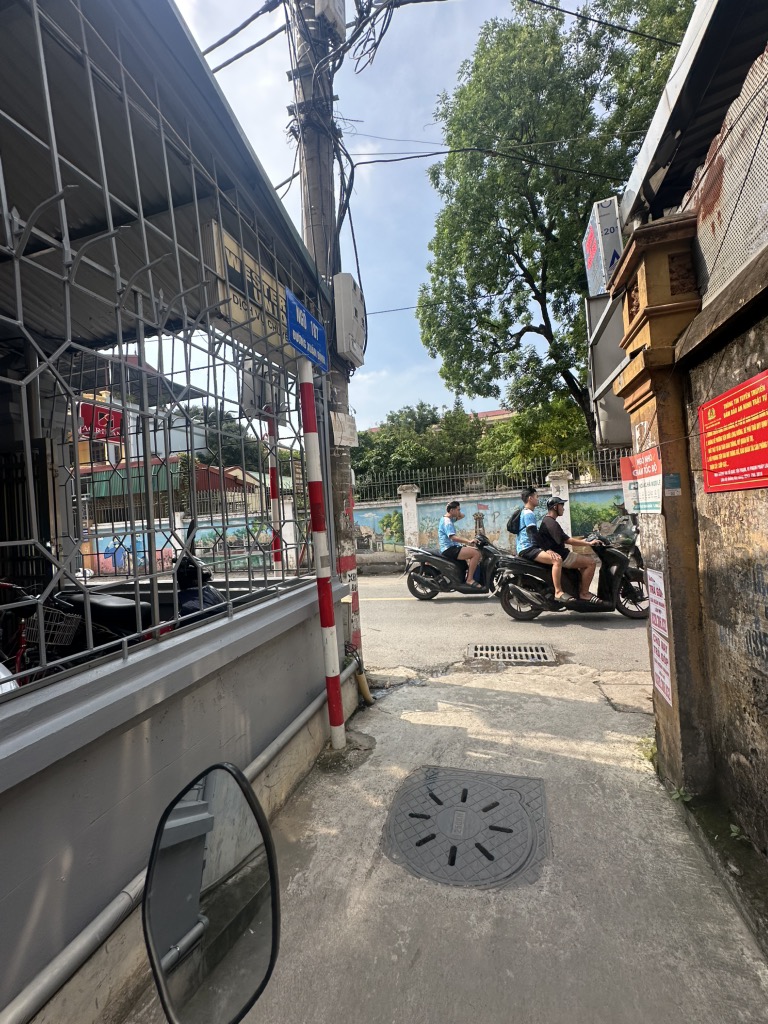 NHÀ MỚI TINH LÔ GÓC - Ô TÔ SÁT NHÀ - THANG MÁY XỊN ĐÉT