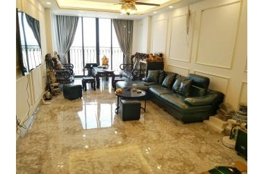 Bán Nhà Hoàng Hoa Thám, Tây Hồ, 57m2 4 Tầng, Gara chỉ 6 tỷ