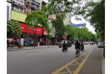 BÁN NHÀ Phố Thái Hà,lô góc, 2ôtô tránh, vỉa hè, kdoanh 90m2 x 5T x MT 7m.Giá 18 Tỷ