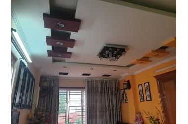 Bán nhà Trương Định, Tân Mai, 40m2, ba gác, gần ô tô, SĐCC.