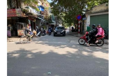 Bán nhà trung tâm Đống Đa, 65m2, 4 tầng, mt 6.8m, kinh doanh, ô tô tránh