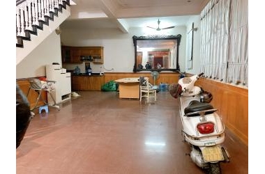 Bán nhà ngõ 293 Tân Mai, 87m2, ô tô tránh, lô góc, kinh doanh, SĐCC.