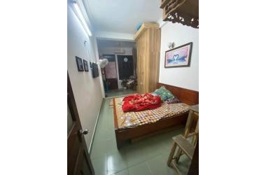 Bán nhà Đông Thiên, 34m2, 3 ngủ, chỉ 2 tỷ, ngõ ba gác, gần ô tô
