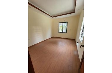 Bán nhà ngõ 12 Lương Khánh Thiện, Hồ Đền Lừ, 48m2 ô tô đỗ cửa, SĐCC