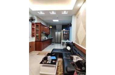 Bán nhà Vĩnh Hưng, 45m2 ngõ ba gác, cách MP ô tô tránh chỉ hơn 10m, nhà đẹp.