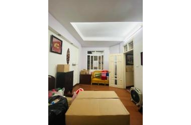 Bán nhà ngõ 230 Lạc Trung, 58m2, 6 phòng ngủ, phân lô ô tô, vỉa hè rộng