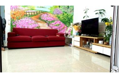 Bán nhà ngõ 206 Trương Định, 57m2 ngõ ba gác, giá chào 68tr/m2, nhà đẹp