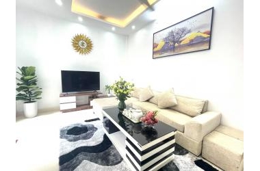 Bán nhà ngõ 192 Lê Trọng Tấn, 30m2, 5 tầng, nhà đẹp, ngõ ba gác, gần ô tô