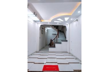 Bán nhà ngõ 67 Gốc Đề, 37m2, ngõ ba gác, nhà đẹp lung linh, gần phố.