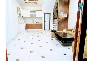 Bán nhà ngõ 12 Lương Khánh Thiện, Hồ Đền Lừ, 59m2 ô tô đỗ cổng, giá rẻ.