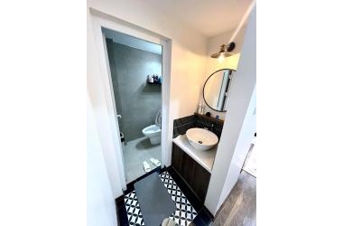 Nhà 5 tỷ , DT58m2 , Lô Góc , Ô tô cách 20m , Ở luôn Tô Vĩnh Diện , lh 0345671506