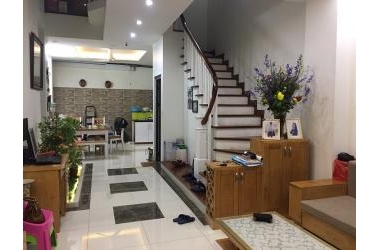 Nhà đẹp phố Trần Bình S70m2 giá chỉ 4.9 tỷ ở cực sướng View cực thoáng