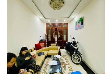 Bán nhà ngõ 77 BÙI XƯƠNG TRẠCH - DT 39m 4 tầng rộng thoáng giá 3.8 tỷ