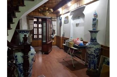 Nhà Phố Thái Hà phân lô DT 46- 5 tầng lở hậu mặt tiền 4.3m giá 10 tỷ
