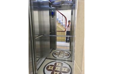 NHÀ TRUNG KÍNH 75M, 8 TẦNG THANG MÁY, MẶT TIỀN HƠN 5M CHỈ HƠN 20 TỶ.