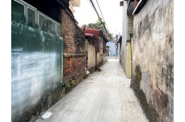 BÁN ĐẤT XÓM HẬU-UY NỖ-ĐÔNG ANH, GẦN CHỢ TÓ, DÂN TRÍ CAO, MUA Ở HAY ĐẦU TƯ ĐỀU TỐT