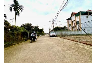 BÁN ĐẤT BÌA LÀNG - XUÂN NỘN, 64m2 VUÔNG VỨC, ĐƯỜNG Ô TÔ TRÁNH NHAU, CHỈ 32tr/m2