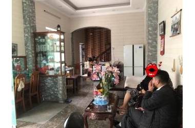 Ô TÔ TRÁNH, NHÀ ĐẸP Ở KẾT HỢP KINH DOANH NHỎ, MẶT TIỀN RỘNG