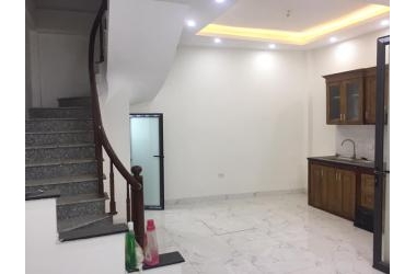 NHÀ ĐẸP TRỞ LẠI - NHỎ TIỀN - NHÀ MỚI Ở NGAY - 10M RA Ô TÔ