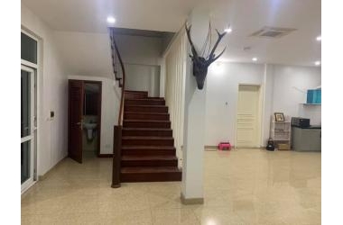 2 THOÁNG – KINH DOANH – THÔNG SỐ ĐẸP. Diện tích 160m2 – Mặt tiền 8m – 4 tầng – 13,5 tỷ