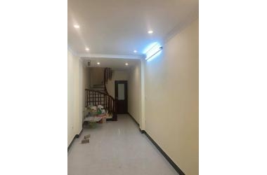 NHỎ MÀ CÓ VÕ- Ô TÔ 30M- THÔNG TỨ TUNG- NHÀ ĐẸP ĐÓN TẾT. Diện tích 25m2 – Mặt tiền 2,6m – 5 tầng – 2,1 tỷ