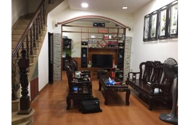 THOÁNG TRƯỚC, SAU - NGÕ BA GÁC TRÁNH - SỔ HOA HẬU.