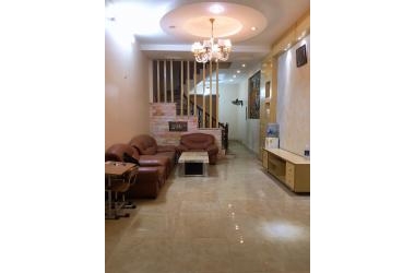 20M RA Ô TÔ TRÁNH - GẦN HỒ - VỪA Ở VỪA KINH DOANH.