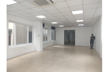 MÌNH CẦN CHO THUÊ VĂN PHÒNG MẶT PHỐ HOÀNG NGÂN - LÊ VĂN LƯƠNG: THÔNG SÀN, SẠCH ĐEP, 118M, 18TR