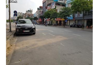 Chính chủ cần bán căn góc 50m2, 4 tầng rộng 6,2m tại Vương Thừa Vũ. Ngõ rộng ô tô tránh, giá 6,2 tỷ