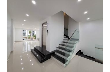 Còn đúng 2 lô! Chỉ 44tr/m2 sở hữu ngay căn nhà phố 2 Mặt Tiền- đại lộ Nguyễn Hoàng. 0969282688