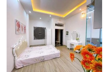 Chưa đến 6 tỷ có ngay gà đẻ trứng vàng 40 triệu/tháng Tôn Thất Tùng - Đại Học Y.