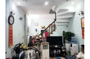 Bán nhà đẹp cách mặt phố vọng 3 bước chân 40m 3,8 tỷ