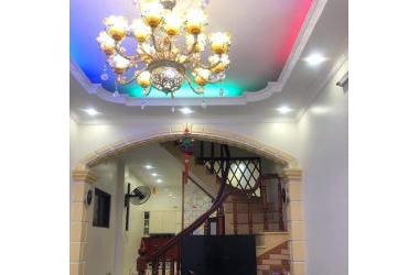 Nhà đẹp mới 3 thoáng 40m 4 tầng Tân Mai 3 bước ra ô tô tránh 3 tỷ