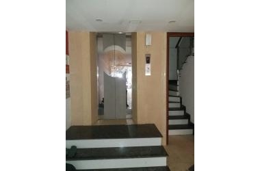 Bán gấp nhà đẹp 58m2, 8 tầng, mt: 4m, 15.5 tỷ, Bà Triệu, Hà Đông, Hà Nội.